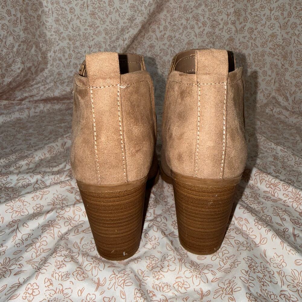 Universal Threads Booties - Picture 3 of 7